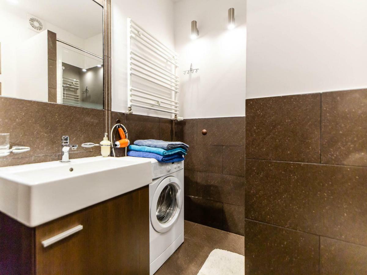 Apartament Pomaranczowy Z Basenem,Sauna-Blisko Morza. Kołobrzeg Kültér fotó